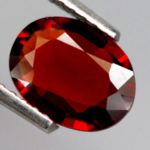 【天然レッドガーネット 1.21ct:3672】非加熱 ナミビア産 Natural Red Garnet 柘榴石 裸石 鉱物 宝石 jewelry Namibia