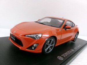 オートアート 1/18 トヨタ 86 GT リミテッド 右ハンドル オレンジメタリック (2255-242)