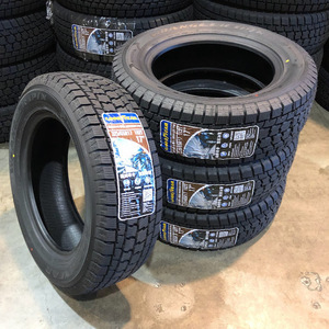 保管袋付 (BB001.7.2) 送料別[4本セット] GOODYEAR WRANGLER IP/N　225/65R17 102T 2021年製造 室内保管 スタッドレス 225/65/17