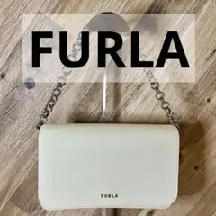 フルラ　FURLA　バッグ　ハンドバッグ　白　チェーン　ショルダーバッグ