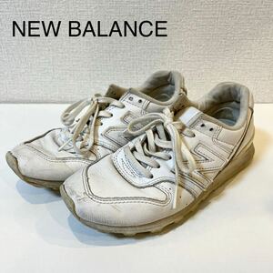 New Balance スニーカー ニューバランス 白 レディース　23.5cm【TAA-152】