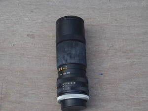 M9894 Canon ズームレンズ FL 100-200mm 1:5.6 現状 動作確認なし 60サイズ　0510