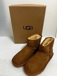 ▲C199▲UGG アグ ムートンブーツ クラッシック ミニ ブラウン系 サイズ 4