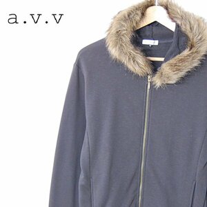 アー・ヴェ・ヴェ　オム a.v.v HOMME■フェイクファー付きパーカージップジャケット■46■グレー ※IW4510188