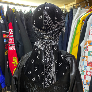 【新品/未使用】 高級ベロア素材 DU-RAG ドゥーラグ ブラック ペイズリー柄 HIPHOPスタイル インナーキャップ ビーニー 