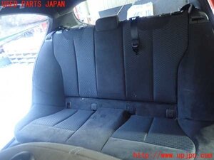 1UPJ-22157385]BMW 118d(1S20 F20)リアシート 中古