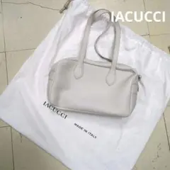 IACUCCI　バッグ