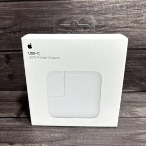 新品未開封 Apple MY1W2AM/A 30W USB-C 電源アダプタ