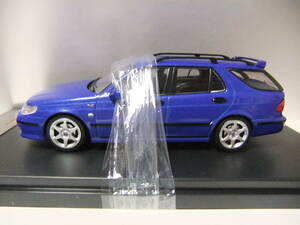 １／４３　サーブ　Saab 9-5 Sport Combi sero 2002 ステーションワゴン １：４３　ミニカー