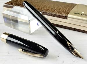 【未使用】 シェーファー 万年筆 希少品 ブラック色 ペン先14K SHEAFFER 箱付き アンティーク品