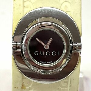 Z267-K22-5866◎ GUCCI グッチ レディース腕時計 ブレスウォッチ クォーツ 黒文字盤 ２針 12521526