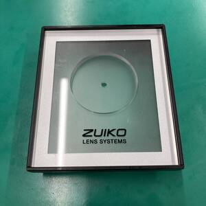 ZUIKO レンズ展示台 中古品 R01976