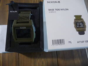 ほぼ未使用　電池交換済　ニクソン ベースタイド NIXON BASE TIDE NYLON ミリタリー　アウトドア　タイドグラフ　サーフィン　潮見表