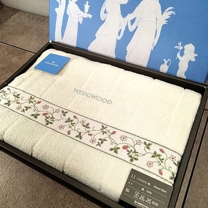 「G241103-3」　WEDGWOOD　ウェッジウッド　ワイルドストロベリー　タオル　バスタオル　bath towel　WILD STRAWBERRY