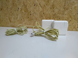 ●中古Apple Power Adapter 45W アップル MagSafe2 A1436 ACアダプター　　2個セット