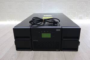 G2387 Y IBM System Storage システム ストレージ TS3200 テープ・ライブラリータイプ 3573-L4U78・XSC20083D A1077Ro【動作確認済】