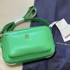 【新品未使用/定価以下】TOMMY HILFIGER ショルダー バッグ 緑