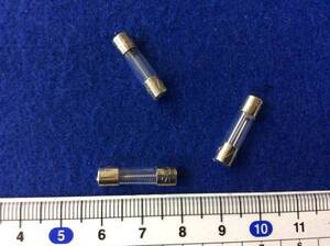 タイムラグガラス管ヒューズ【即決即送】250V/5A 5x20mm　SV-1616D [86Pb/184324M] Time-Lag Glass Tubed Fuse 4個セット