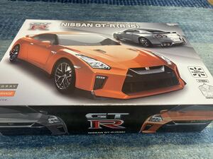 新品未開封　NISSAN GT-R(R35) フルファンクションラジコンカー リアルスポーツカー タミヤ 送料無料　日産