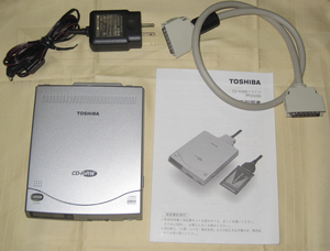 ★TOSHIBA IPC5025A ポータブル CD-R/RW DRIVE SCSI-2★OK!!★MADE in JAPAN★