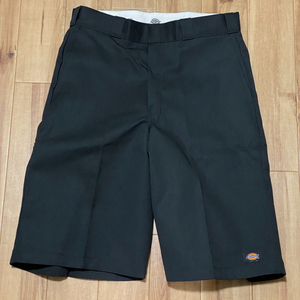 USA正規品 「W34」 Dickies ディッキーズ 42283 太め ルーズフィット ショートパンツ ブラック(BK) スケーター ストリート 90s チカーノ