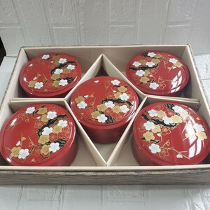 【未使用】お重　桶　5個セット　ちらし寿司　花柄　漆器　和食器　コレクション