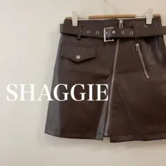 【新品タグ付】SHAGGIE シャギー ベルト付　フェイクレザー　ミニスカート