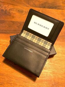 ※《 新品未使用 》BURBERRY バーバリー ブラックナイロン レザー 名刺入れ カードケース パスケース 定期入れ 黒