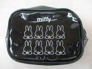 Y.23.G.19　SY　☆　miffy(ミッフィー)　化粧ポーチ　Mercis bv　TAKARAJIMASHA.Inc.　USED　☆