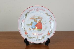 クリスマス　ウェッジウッド　ピーターラビット　限定　プレート　1997年　イギリス　WEDGWOOD　絵皿 B232-5