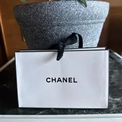 300CHANEL ギフトボックス リボン付き