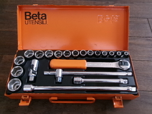 ●送料無料●Beta　3/8ラチェット　ソケットセット　ベータ　金属ケースタイプ