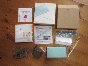 Nitendo・DS Lite・通常作動品・箱付き・付属品全部あり・アイスブルー