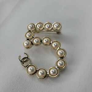 1円　シャネル　CHANEL　ブローチ　No.5 ナンバー5 パール　ココマーク　I24S　ココ ゴールド アクセサリー