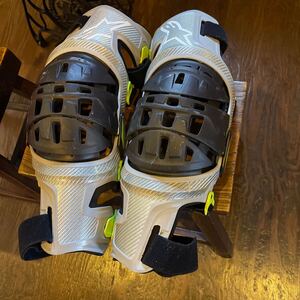 alpinestars アルパインスターズ bionic7 プロテクター　 ニーブレース　中古