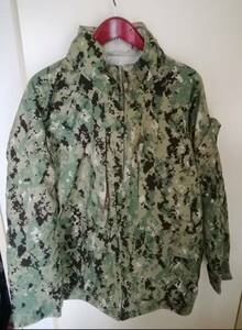 美品 U.S.NAVY 米軍 海軍 GORE-TEX ゴアテックス　パーカー SMALL REGULAR 迷彩 カモフラ USN グリーン　USED