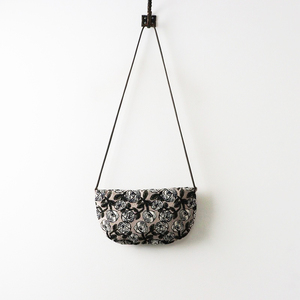 美品 ミナペルホネン mina perhonen coupe bag rosy/グレー クッペバッグ 刺繍 ポシェット ショルダーバッグ【2400013911450】