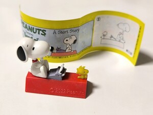 ☆チョコエッグ　フルタ PEANUTS(ピーナッツ) ☆No.2 スヌーピー　ウッドストック ミニフィギュア☆送料140円　パソコン 屋根