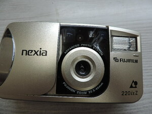 １円スタート　　★ＦＵＪＩＦＩＬＭ　　ＮＥＸＩＡ　　２２０ｉｘＺ★　　　ジャンク扱い　　　中古品・美品