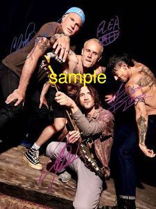 【送料無料】 RED HOT CHILI PEPPERS 高画質　サイン　フォト　写真　ポートレート