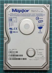 【送料無料】 レア品 Maxtor MaXLine II 5A300J0 300GB IDE Hard Disk Drive 3.5インチHDD USED　001