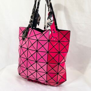 正規品 バオバオ イッセイミヤケ トートバッグ ピンク 肩掛け スカーフ付き BAOBAO ハンドバッグ ISSEY MIYAKE 赤 かばん 鞄 男女兼用