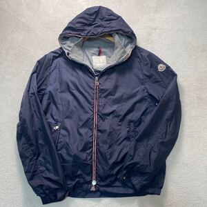 【最高峰】 MONCLER モンクレール メンズ ナイロンジャケット ナイロン パーカー URVILLE ユルヴィル ネイビー 4 XLサイズ ワッペン