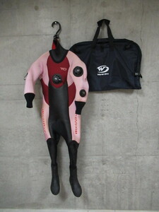 World Dive ワールドダイブ ドライスーツ レディース向け 着丈135cm 厚み3mm ブーツ21cm 収納ケース付き ダイビング 管理6k0501H-F09