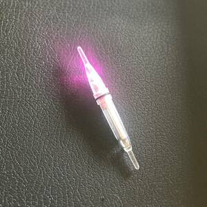 限定色 ピンク色　集魚ライト 435電池付 タチウオ、スルメイカ、アナゴ アジ　イカ　[耐水圧]200m
