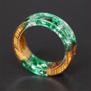 [RING] Resin Wood Silver Inside ウッド 木 グリーン オーロラ インク 銀箔 シルバー 入り ハンドメイド レジン 6.5mm リング 13号