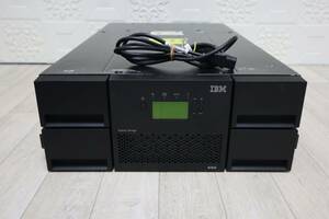 G2388 Y IBM System Storage システム ストレージ TS3200 テープ・ライブラリータイプ 3573-L4U78・XSC20083D A1077Ro【動作確認済】