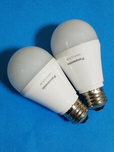 即決未使用! パナソニック LED電球 40W形相当 電球色 E26 LDA7L-G/E/W×2個 / YW1240