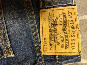 【中古品】Levi