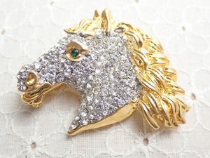 L230　ヴィンテージ ブローチ 馬 ホースデザイン ゴールドメッキ ラインストーン クリアカラー Vintage brooch